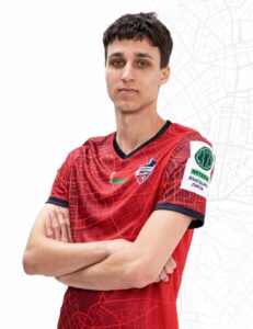 8 Арсений Мигдалёнок